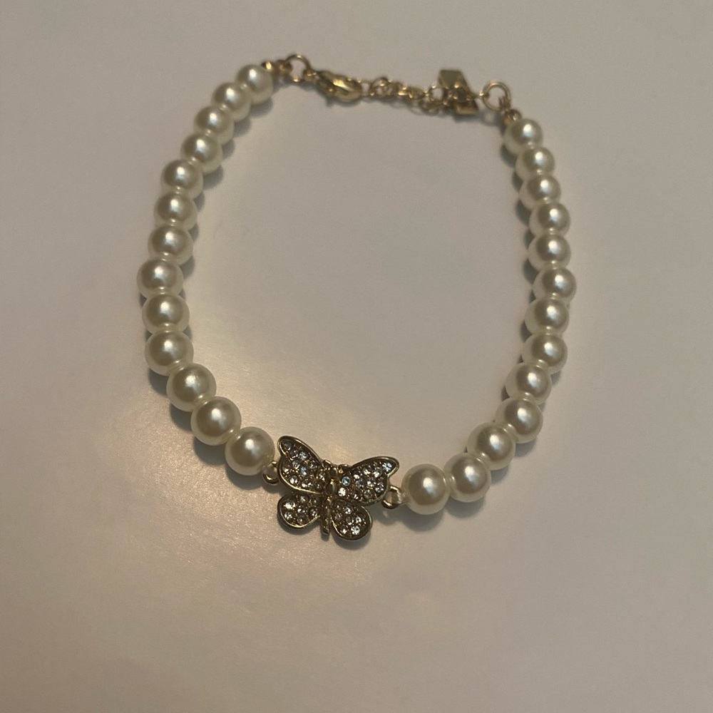 Butterfly pearl bracelet